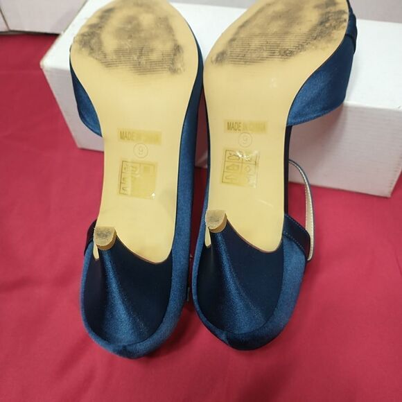 ERIJUNOR Women SZ 9 Blue Low Heel Closed-Toe Ankle Strap Bridal Wedding . - Picture 9 of 12